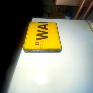 Off White "Wallet"